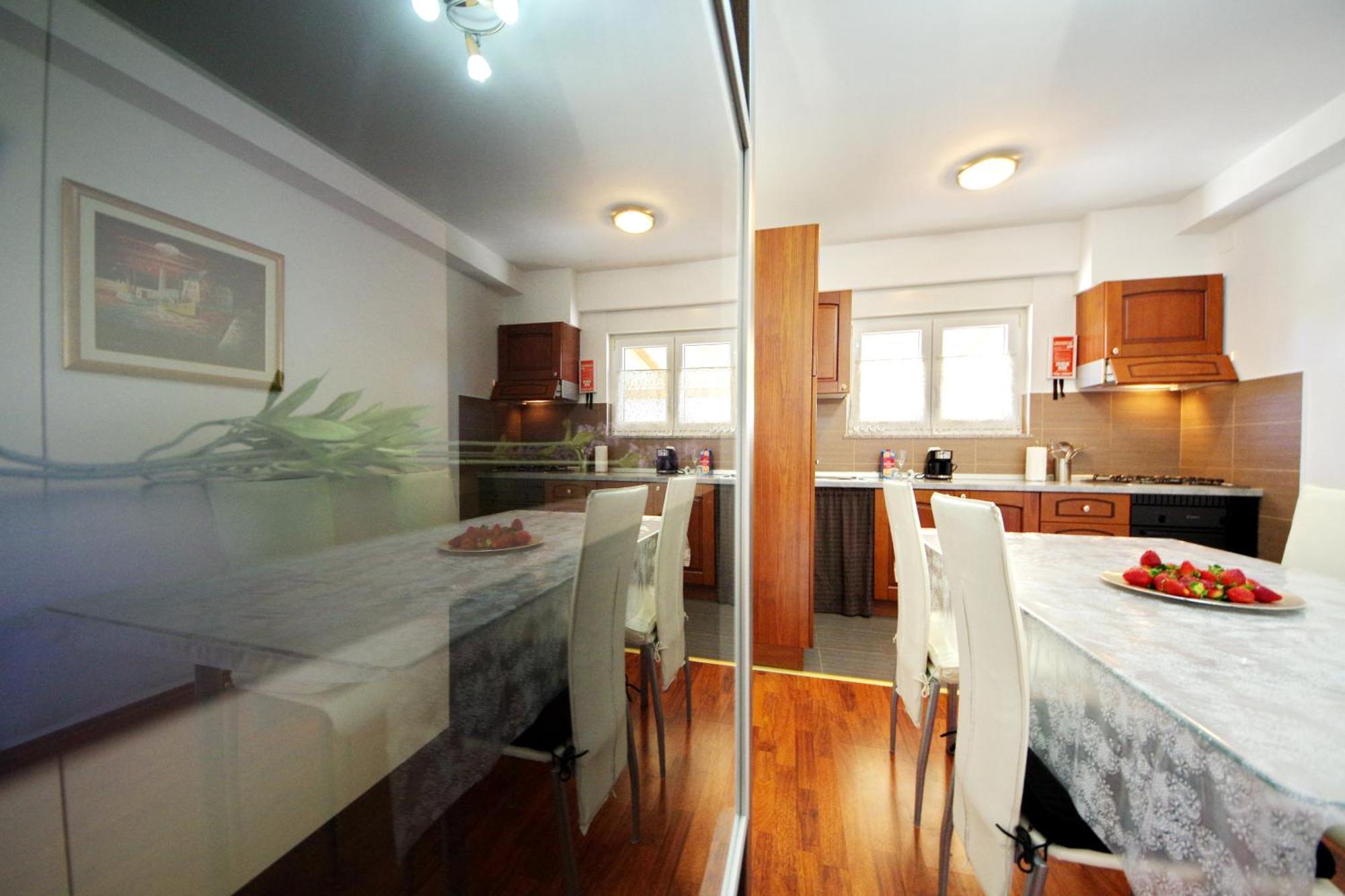 Apartment Korina 扎达尔 外观 照片